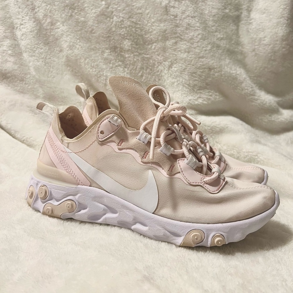 Women’s Nike React Element Size 6.5 - image 1